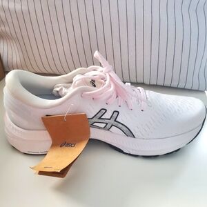 Asics gel kayano 27 womens 8.5 pink/white